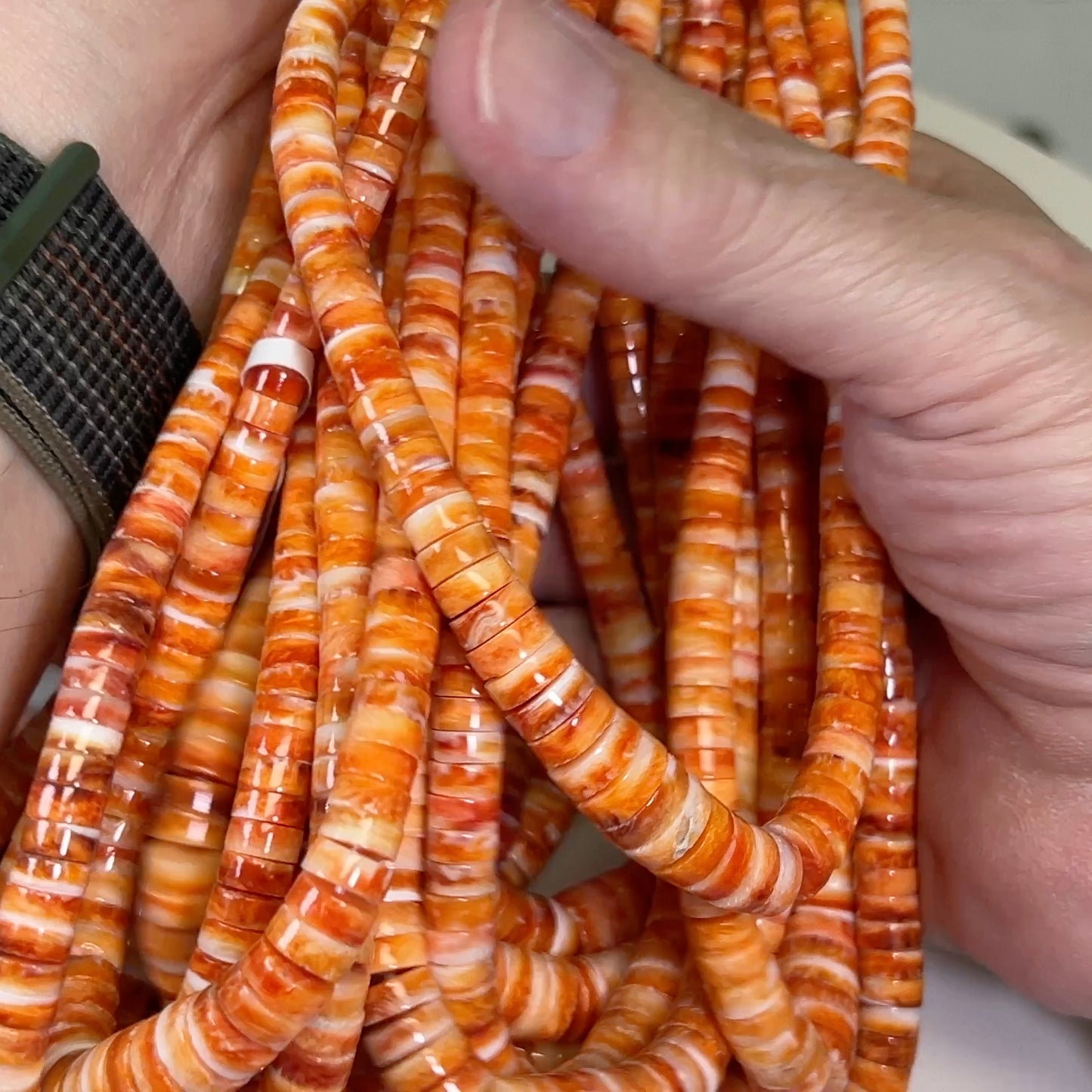 Spiny Oyster Beads 4-10mm 16"