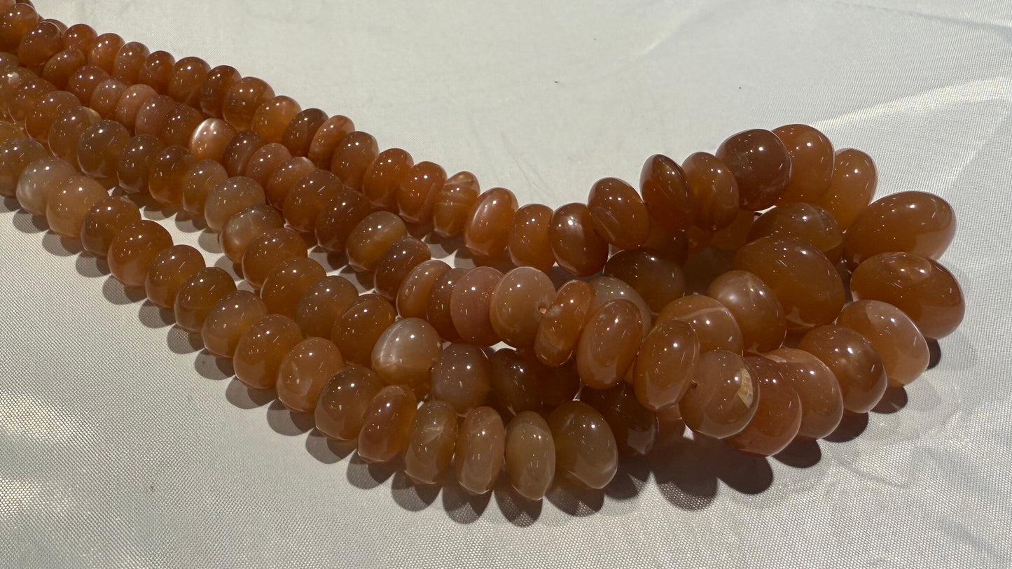 Chocolate Moonstone approx. 8-18, 16" strands, lots of flash!