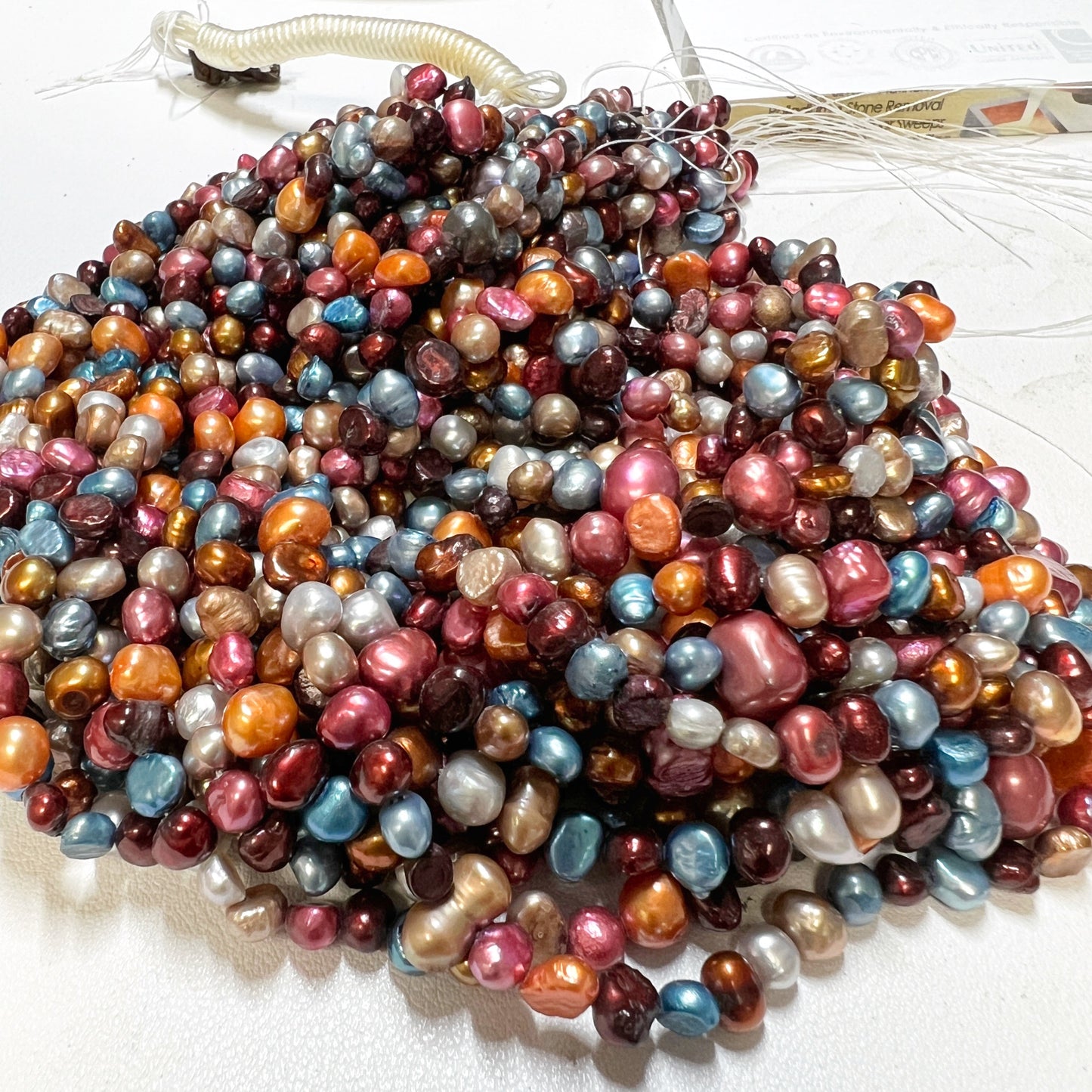 The perfect pearl for Autumn! Color treated. 16" strands