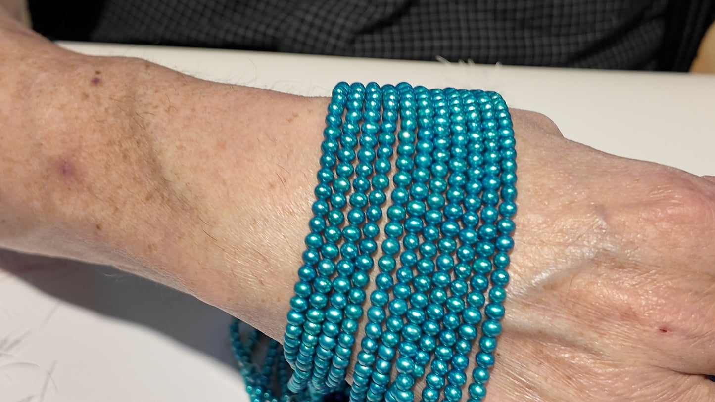 Freshwater Pearls in Mermaid Colors 4 mm 16" strands $10 a strand