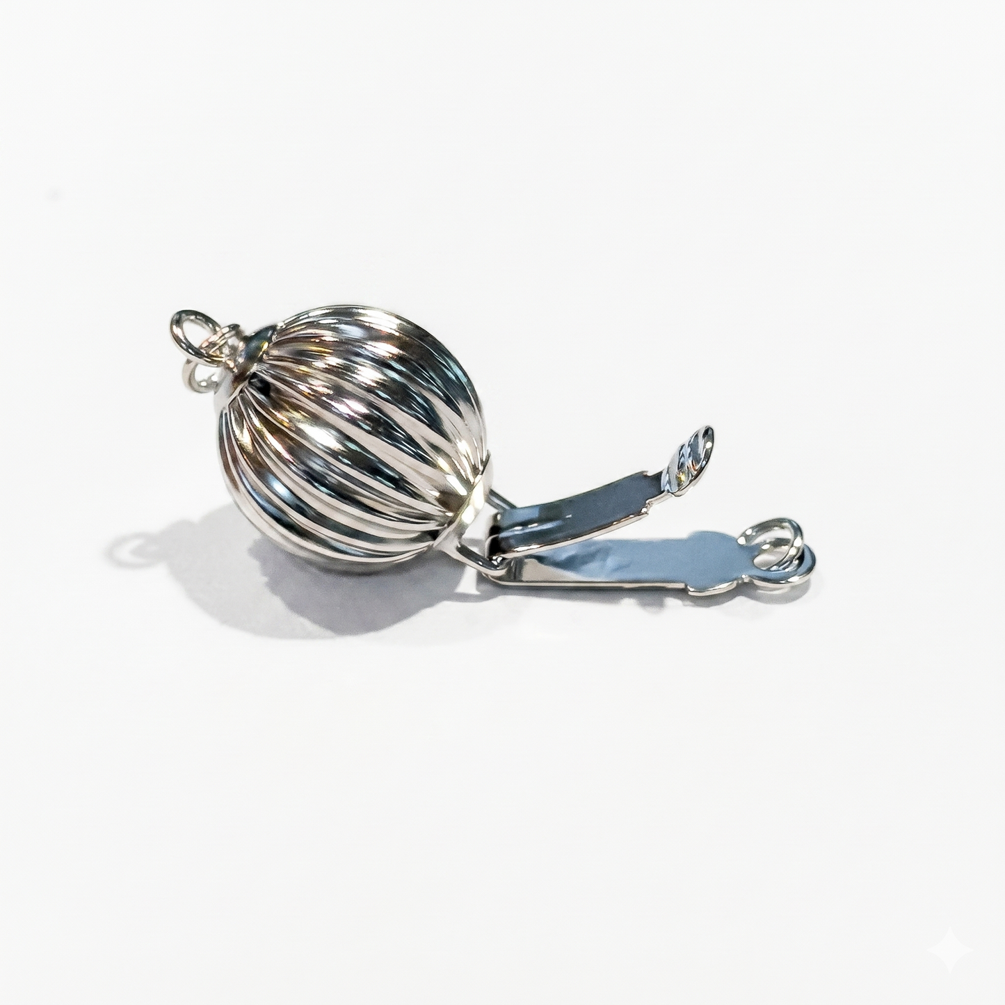 Sterling Silver Non Tarnish 10.0MM CORRUGATED BEAD CLASP W / RINGS RH