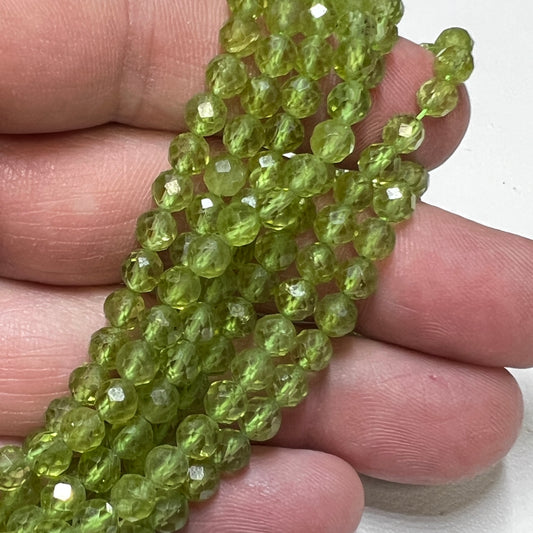 Peridot rounds Faceted faceted 5mm 16"