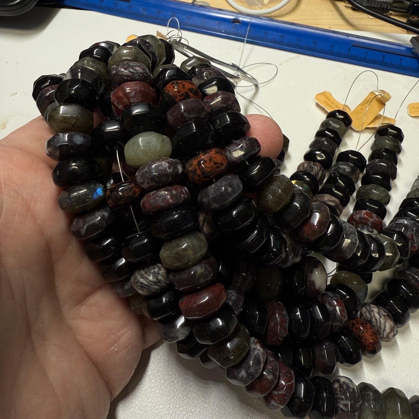 Assorted Gemstones, mainly Jasper 13 mm 8"