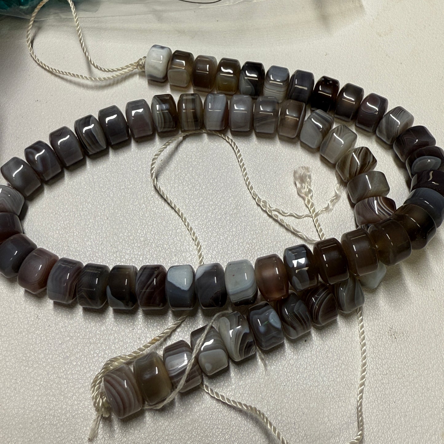Botswanian Agate 10 mm 16" Lot #4