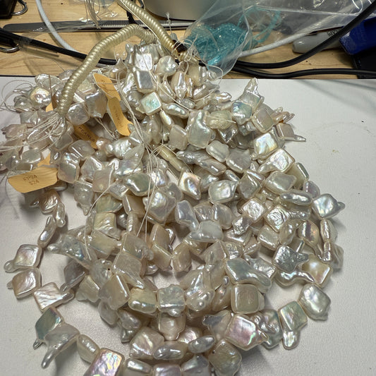 Pearls Baroque Square shape approx. 12 mm 16" strands