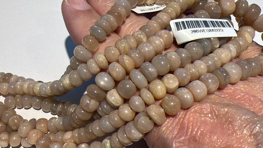 Moonstone, Light Latte Color, good chatoyancy 5-9 mm 15" strands