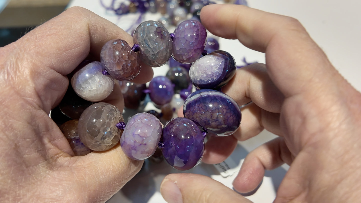 Agate Beads, dyed, graduated.  approx 15" strands